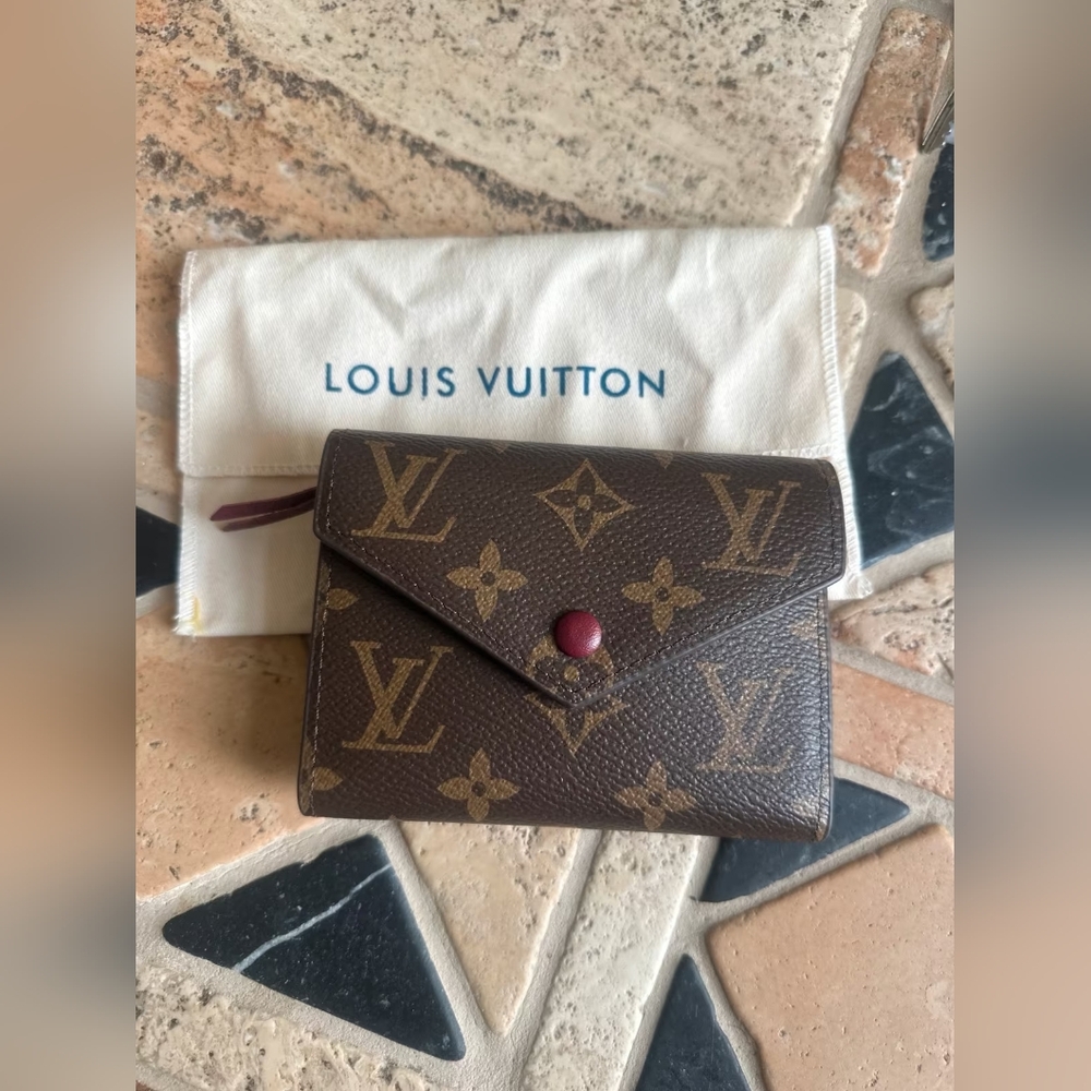 Louis Vuitton Monogram Victorine Wallet